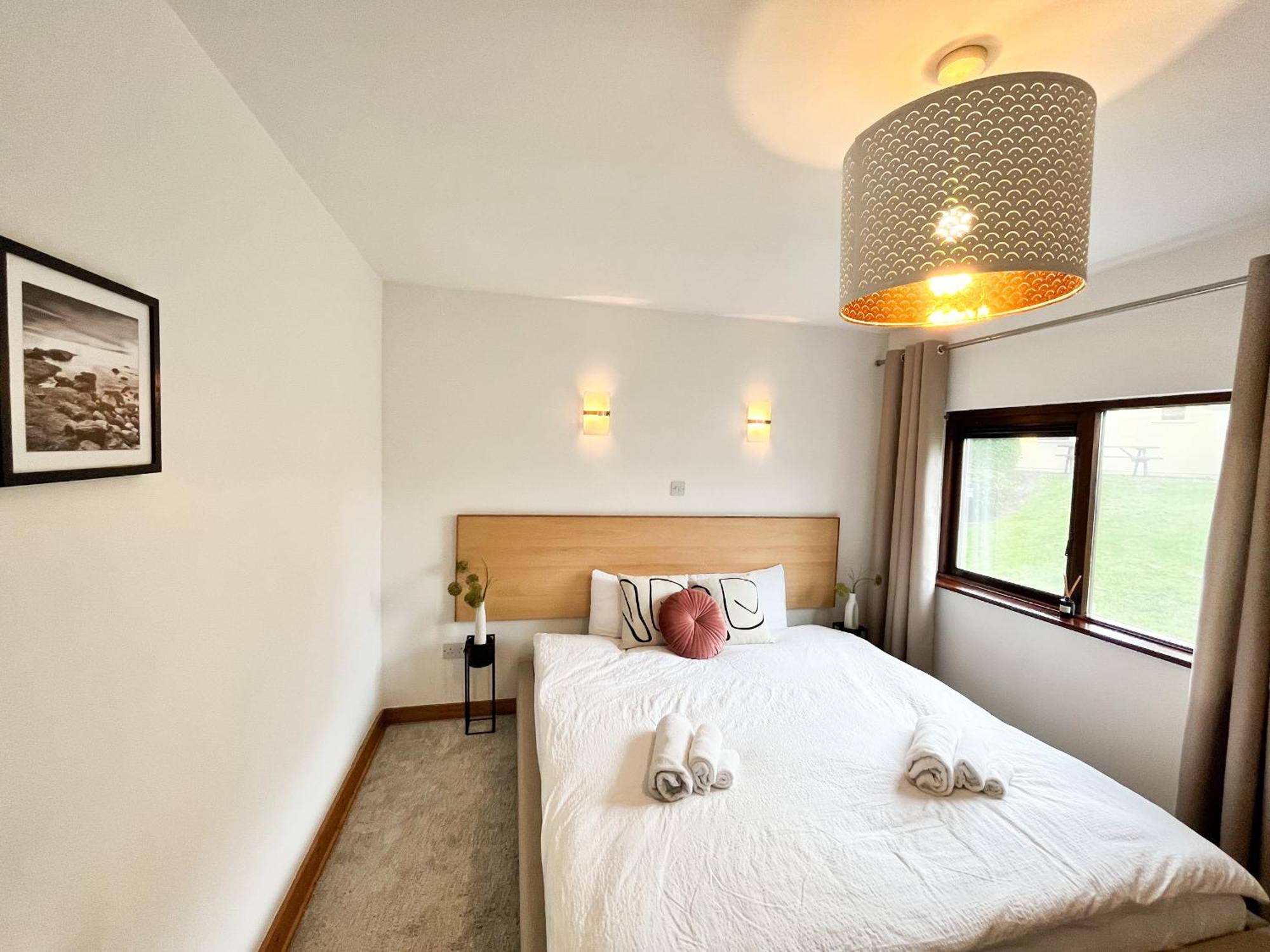 Sea Whispers - My Charming Costal Retreat In Youghal Kültér fotó
